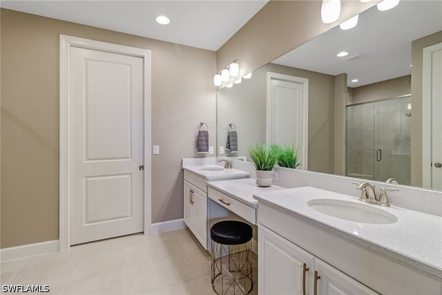 9653 Montelanico LOOP 102, Naples, FL 34119
