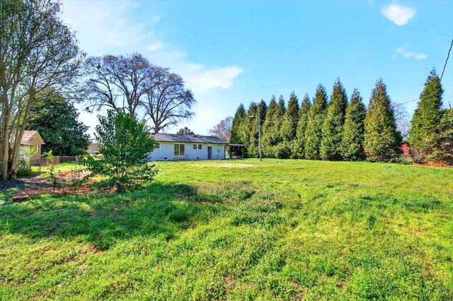 309 McAbee Road, Roebuck, SC 29376