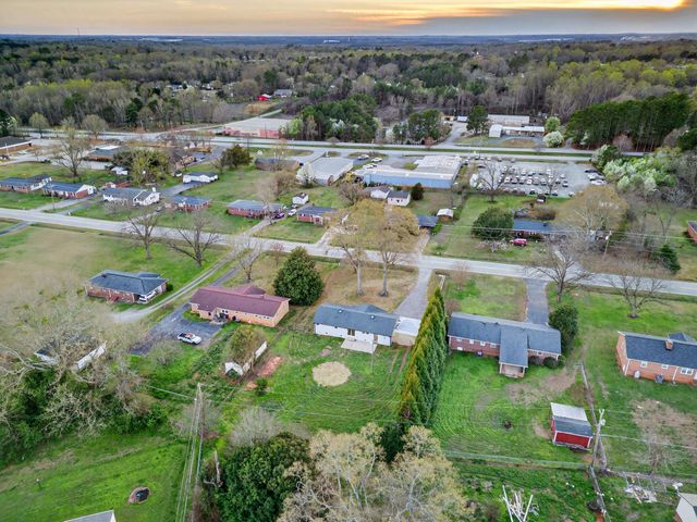 309 McAbee Road, Roebuck, SC 29376