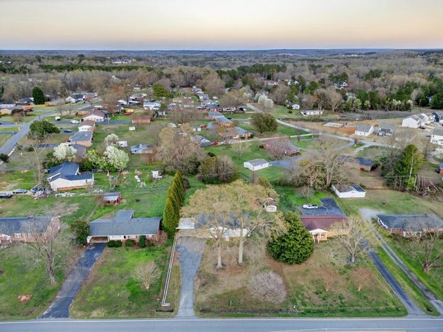 309 McAbee Road, Roebuck, SC 29376