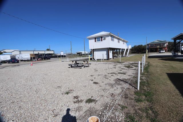 189 Oak, Grand Isle, LA 70358