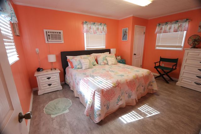 189 Oak, Grand Isle, LA 70358