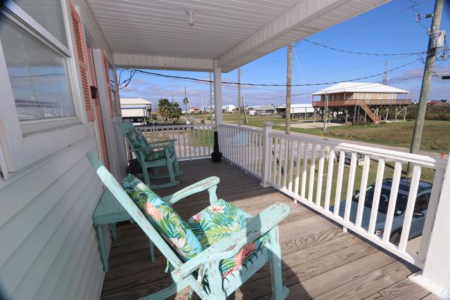 189 Oak, Grand Isle, LA 70358