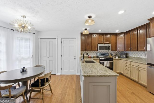 206 Comstock Court, Lawrenceville, GA 30044