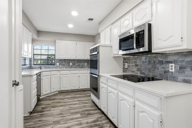 2212 Valcourt Drive, Plano, TX 75023