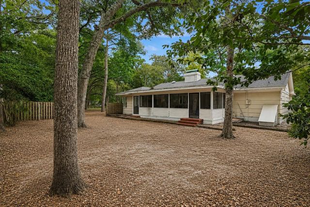 231 Live Oak Ln., Myrtle Beach, SC 29572