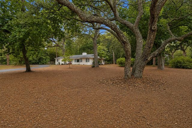 231 Live Oak Ln., Myrtle Beach, SC 29572