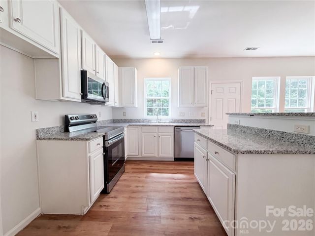 10648 Secret Garden Lane, Charlotte, NC 28214