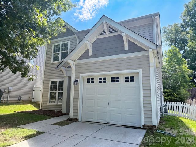 10648 Secret Garden Lane, Charlotte, NC 28214