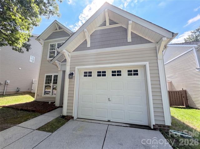 10648 Secret Garden Lane, Charlotte, NC 28214