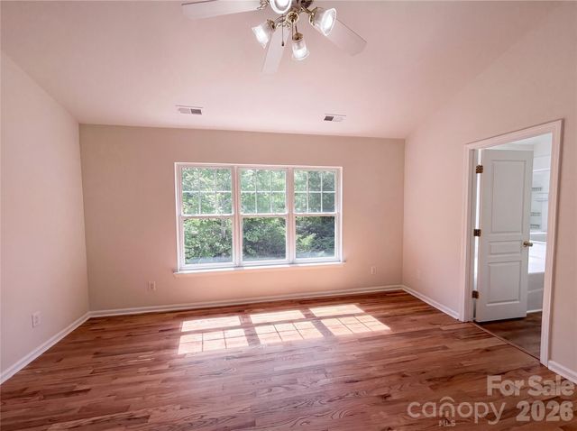 10648 Secret Garden Lane, Charlotte, NC 28214