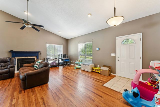 423 8TH AVENUE SW, Childersburg, AL 35044