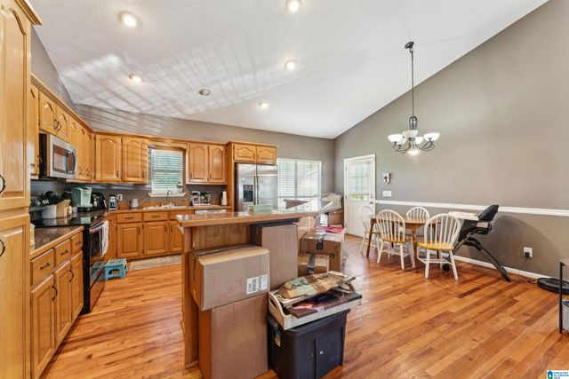 423 8TH AVENUE SW, Childersburg, AL 35044