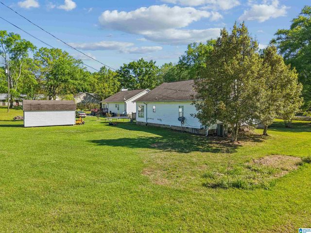 423 8TH AVENUE SW, Childersburg, AL 35044