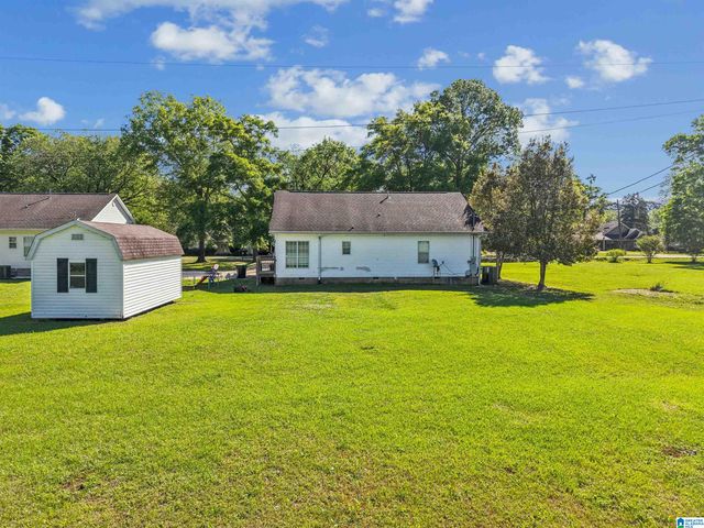423 8TH AVENUE SW, Childersburg, AL 35044