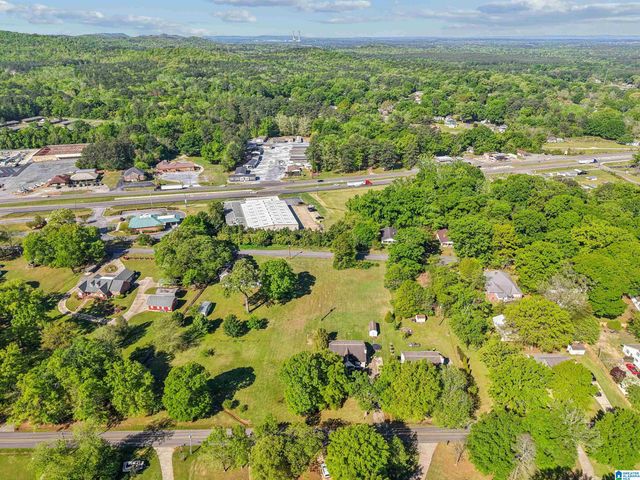 423 8TH AVENUE SW, Childersburg, AL 35044