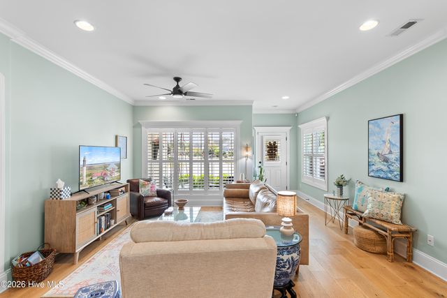 4463 Willow Moss Way, Southport, NC 28461