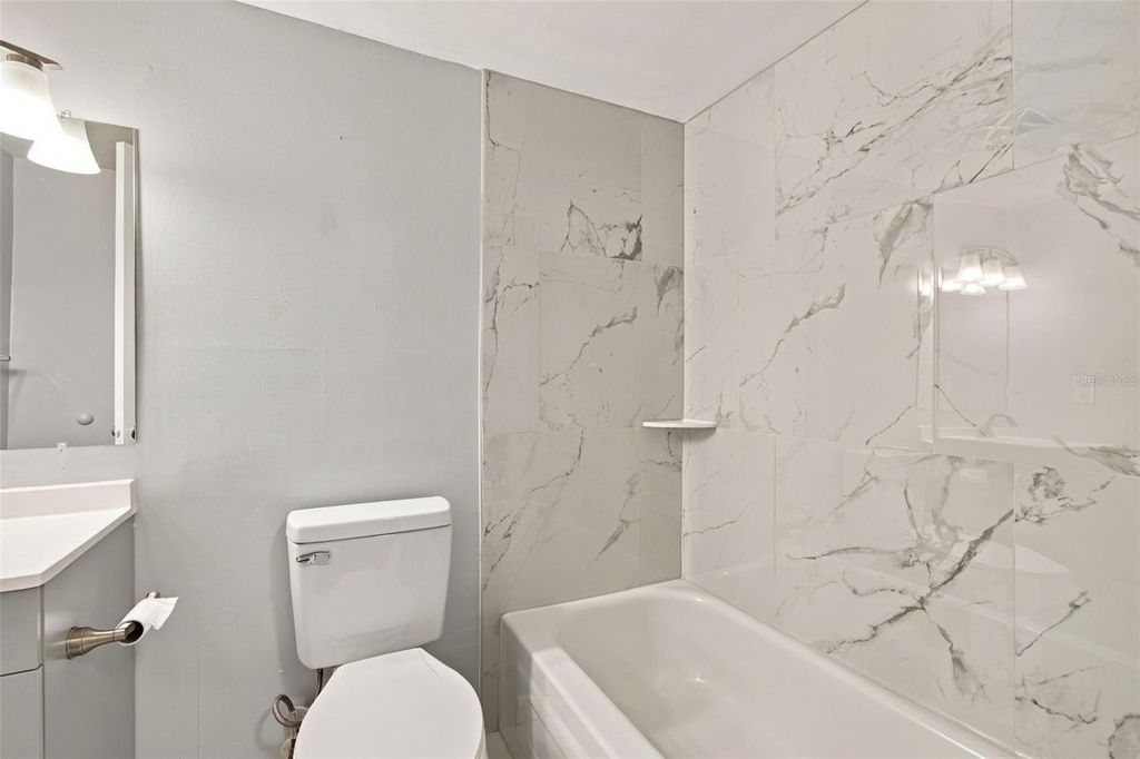 Image 16 of property listing at 6340 NEWTOWN CIRCLE 40A4, Tampa, FL 33615