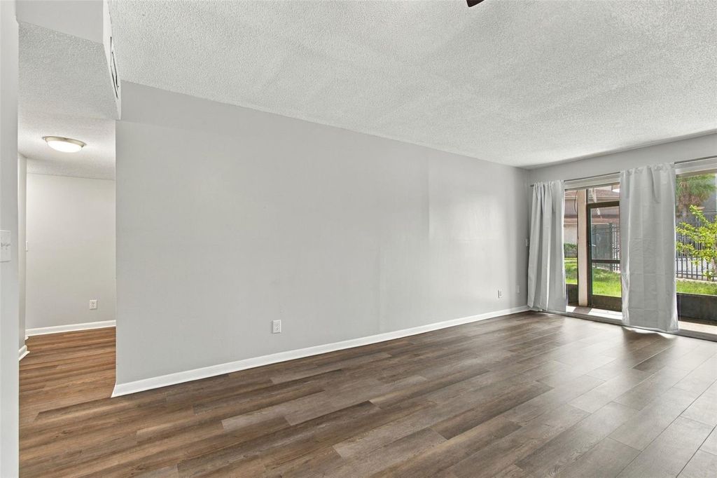 Image 19 of property listing at 6340 NEWTOWN CIRCLE 40A4, Tampa, FL 33615