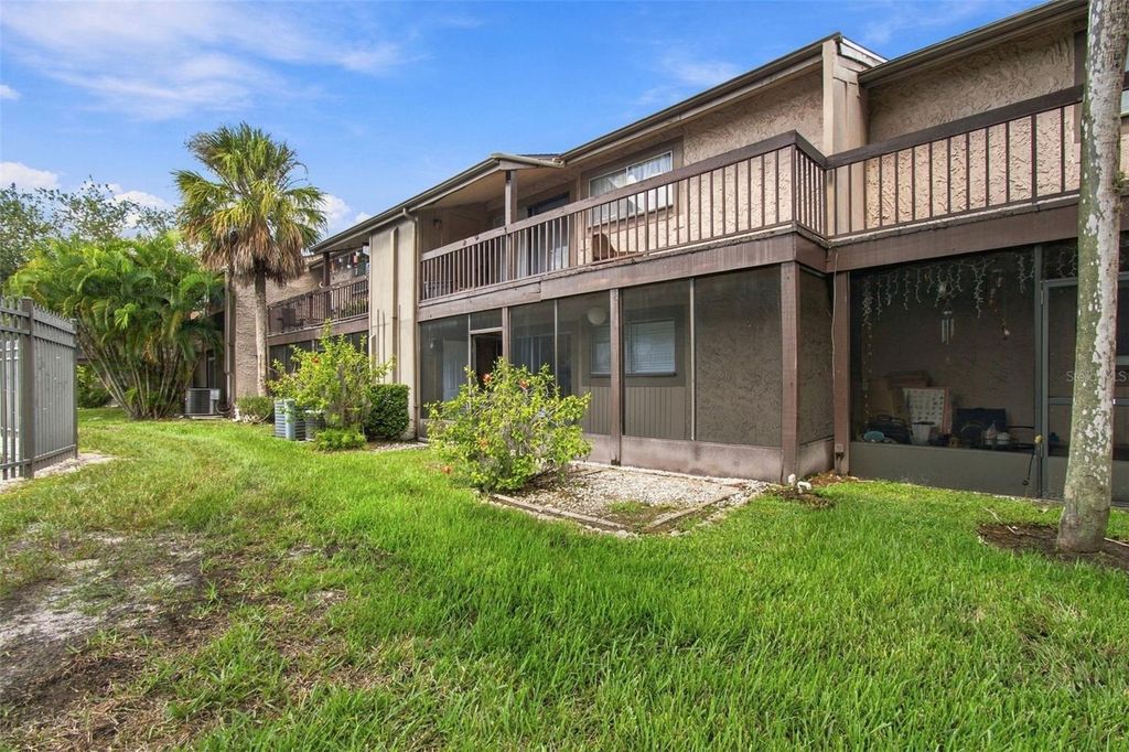 Image 27 of property listing at 6340 NEWTOWN CIRCLE 40A4, Tampa, FL 33615