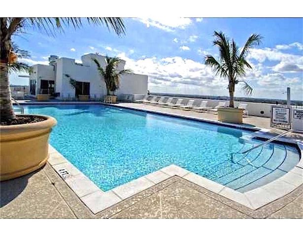 1830 Radius Drive 523, Hollywood, FL 33020