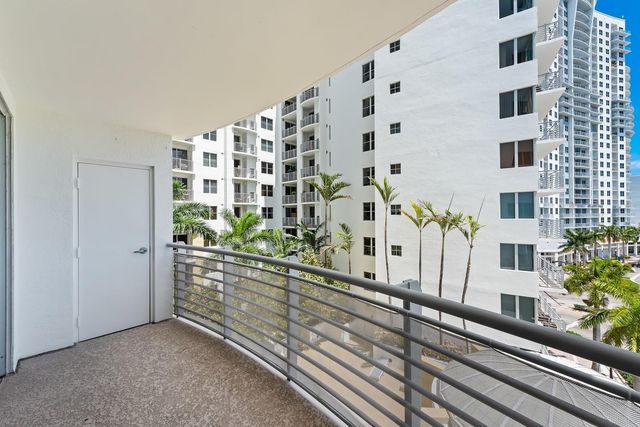 1830 Radius Drive 523, Hollywood, FL 33020