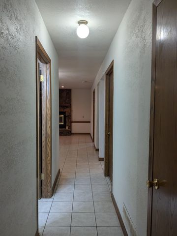 410 N David, Wichita, KS 97212