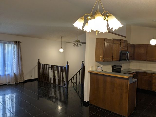 410 N David, Wichita, KS 97212