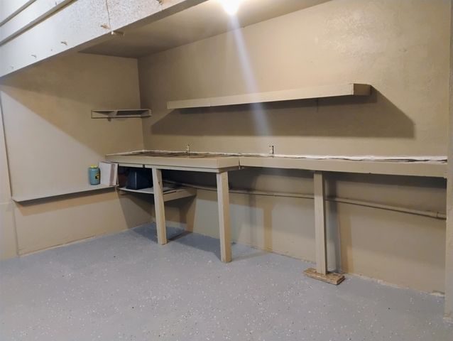 410 N David, Wichita, KS 97212