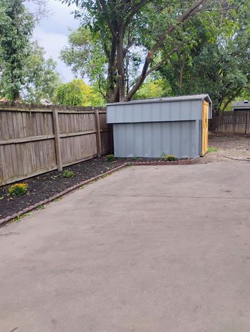 410 N David, Wichita, KS 97212