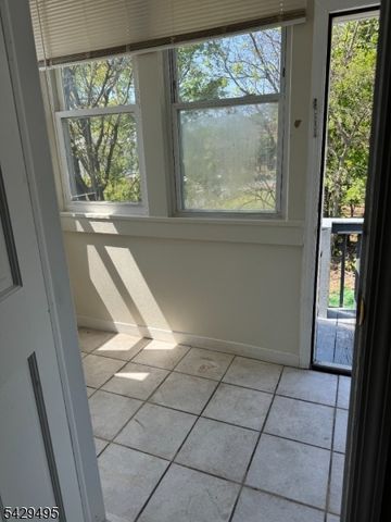 45 Ogden St, Newark City, NJ 07104