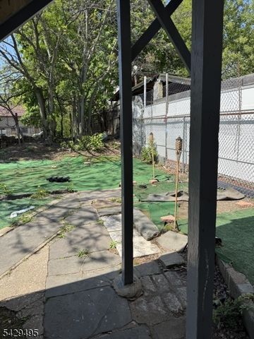 45 Ogden St, Newark City, NJ 07104