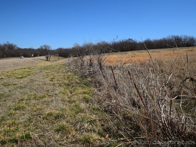Hwy 51, Hulbert, OK 74441
