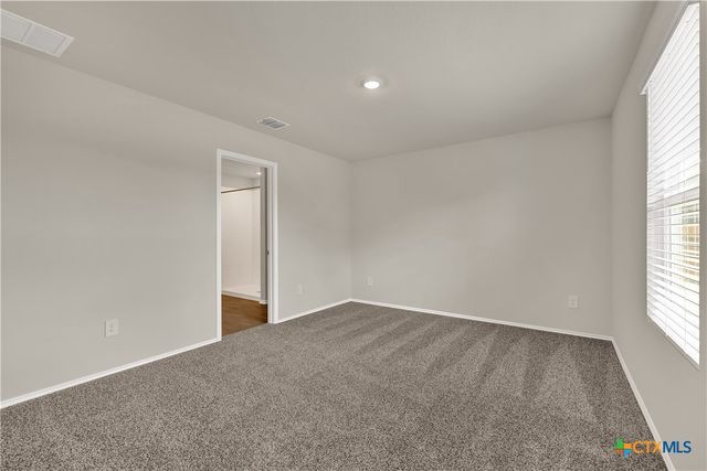 400 WILD GOOSE Drive, Luling, TX 78648