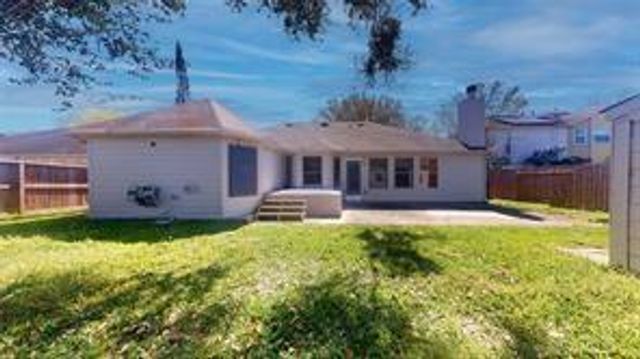 11408 32nd Avenue N, Texas City, TX 77591