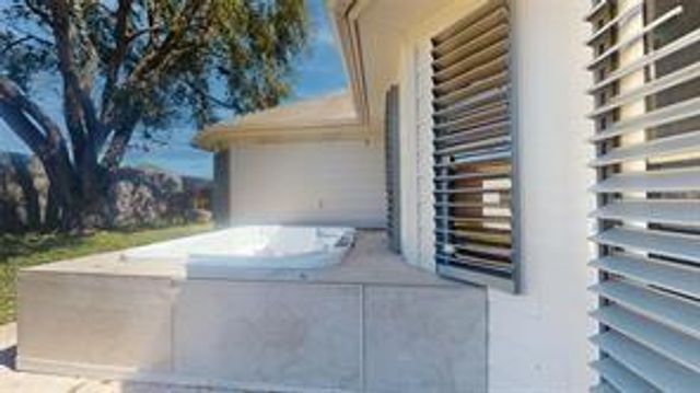 11408 32nd Avenue N, Texas City, TX 77591