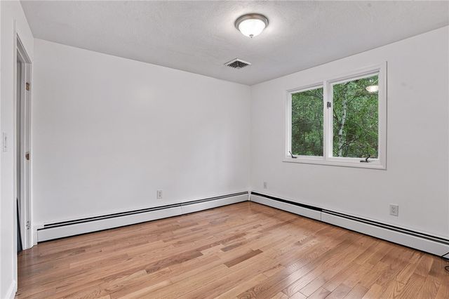 15 Atlantic Avenue, North Providence, RI 02904