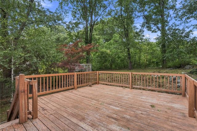 15 Atlantic Avenue, North Providence, RI 02904