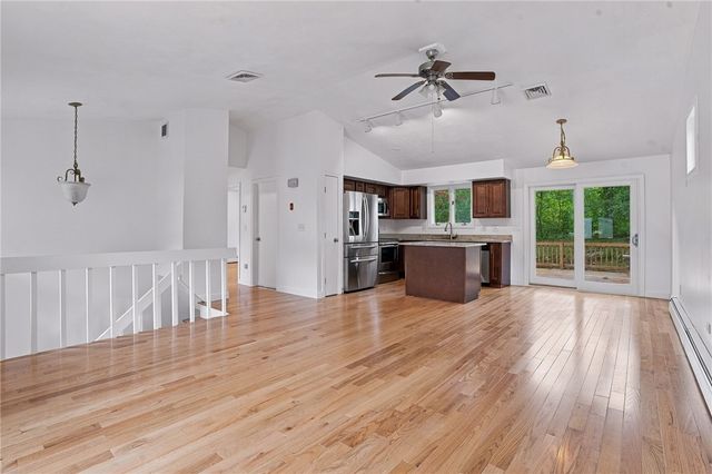 15 Atlantic Avenue, North Providence, RI 02904