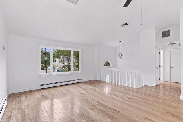 15 Atlantic Avenue, North Providence, RI 02904