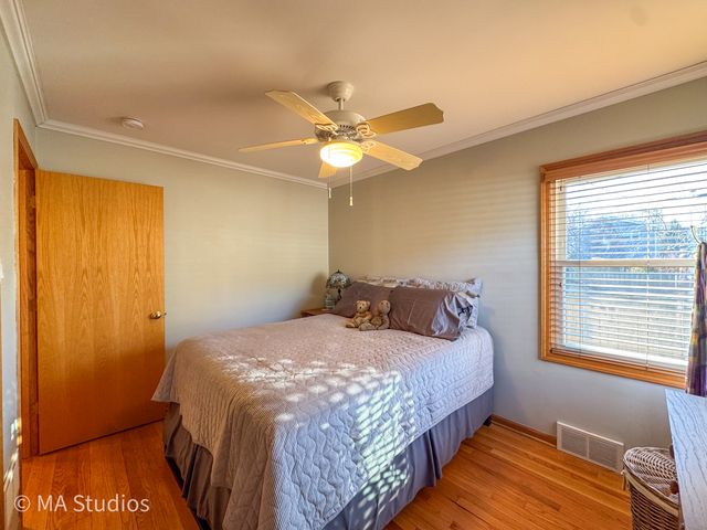 8536 Kedvale Avenue, Skokie, IL 60076