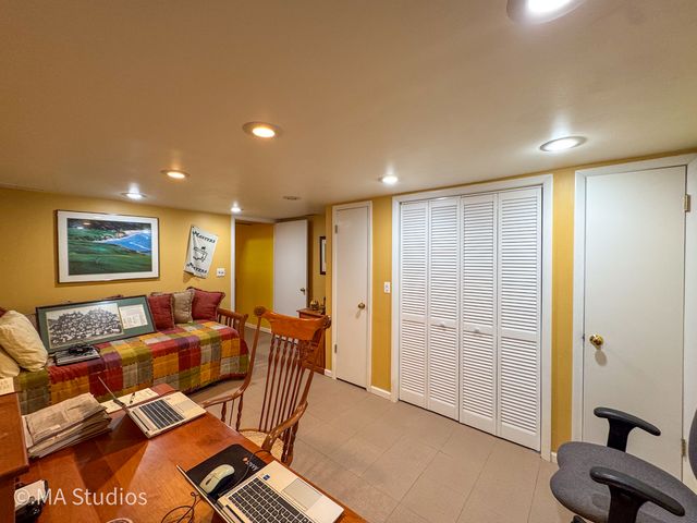 8536 Kedvale Avenue, Skokie, IL 60076