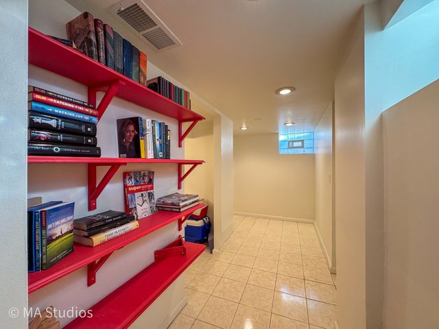 8536 Kedvale Avenue, Skokie, IL 60076