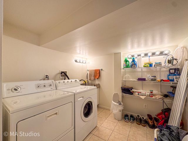 8536 Kedvale Avenue, Skokie, IL 60076