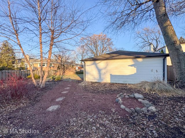 8536 Kedvale Avenue, Skokie, IL 60076