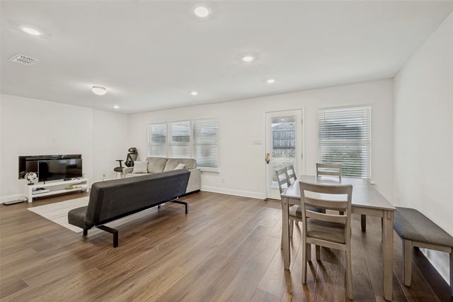 2636 Warren Lane, Aubrey, TX 76227