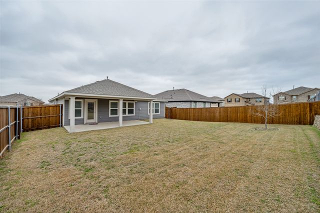 2636 Warren Lane, Aubrey, TX 76227