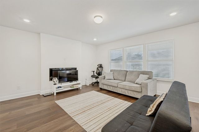 2636 Warren Lane, Aubrey, TX 76227