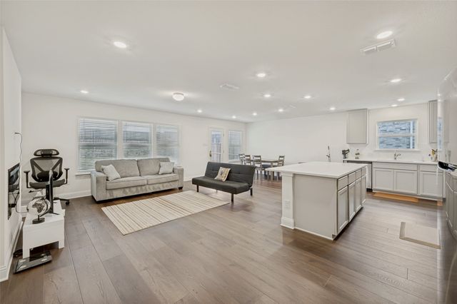 2636 Warren Lane, Aubrey, TX 76227