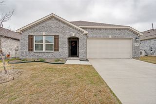2636 Warren Lane, Aubrey, TX 76227
